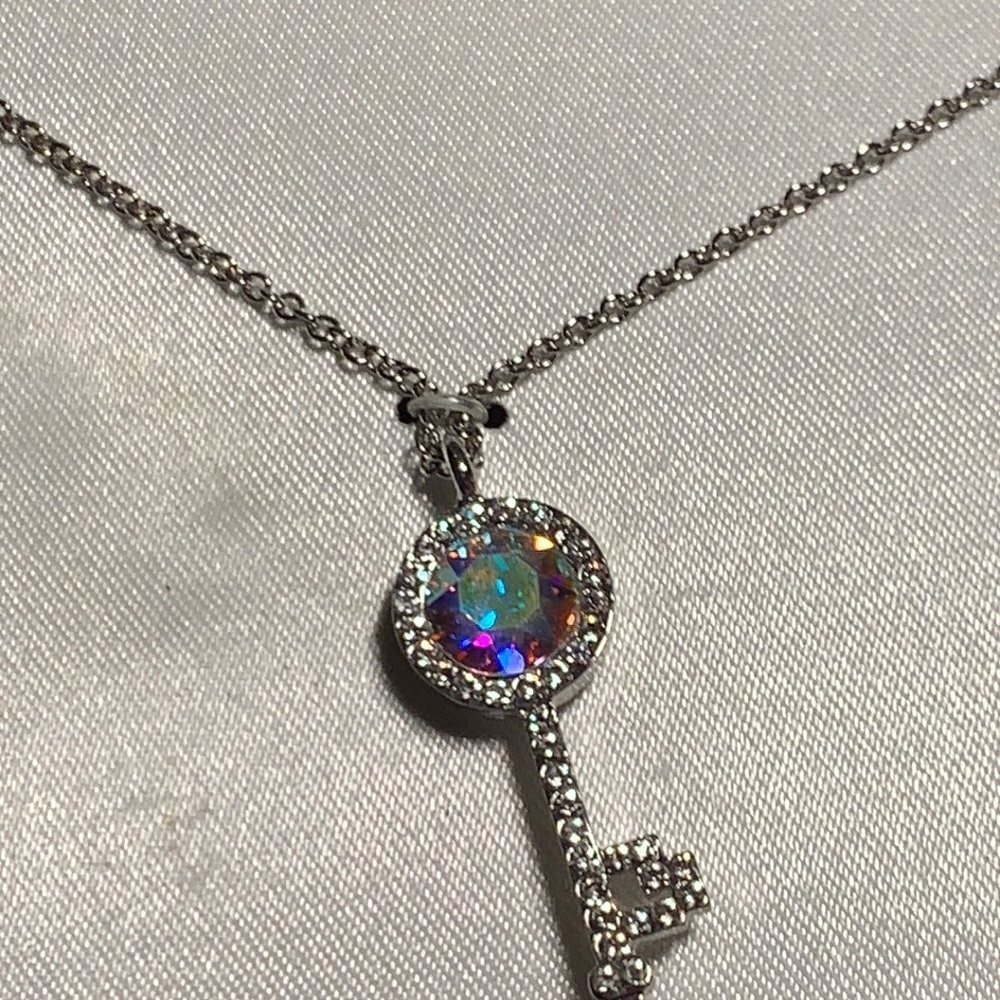 NIB Charming Inspirations silver plated key necklace with Swarovski Crystals